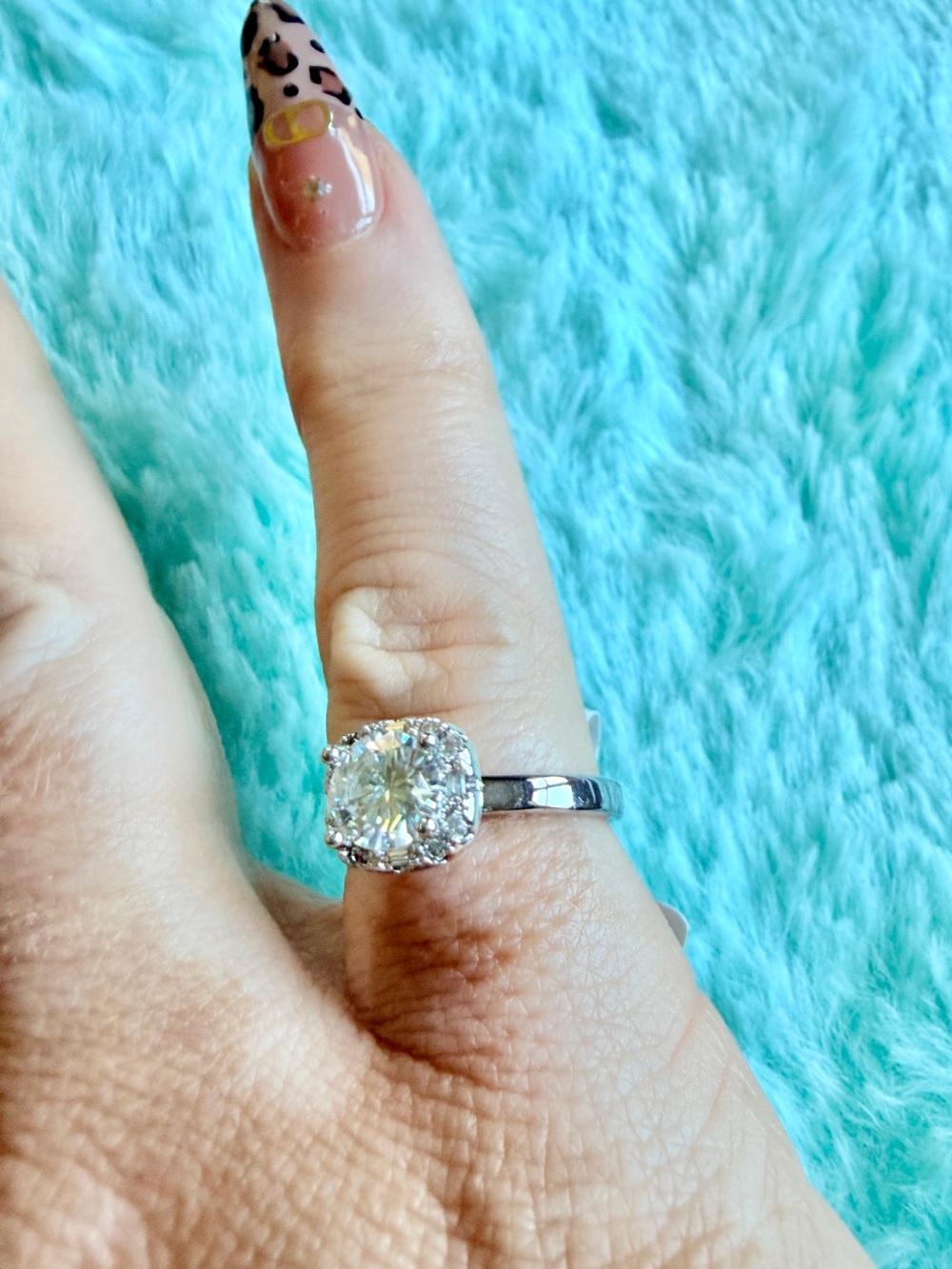 1.0ct Moissanite 925 Sterling Silver Ring Size 6 NWT - Picture 8 of 9